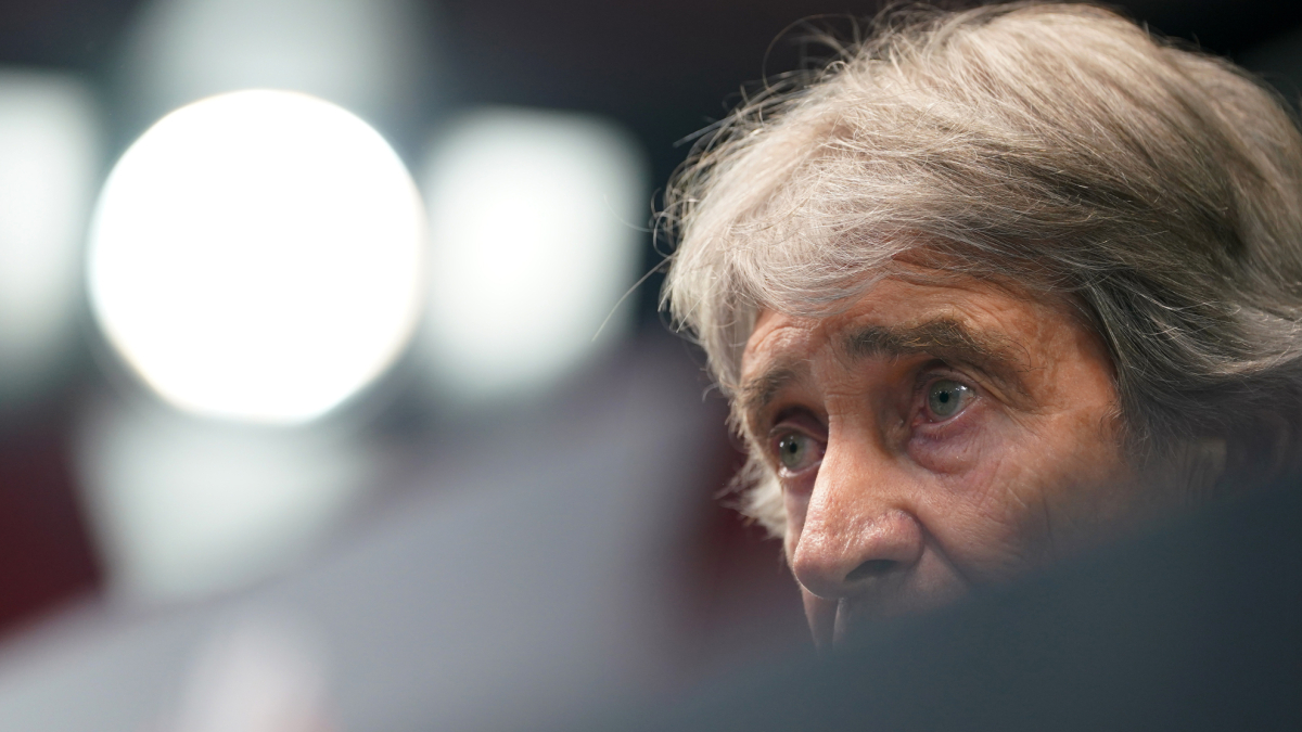 Pellegrini: "Tengo contrato y no creo que el club vaya a cambiar su manera de pensar por un partido puntual"
