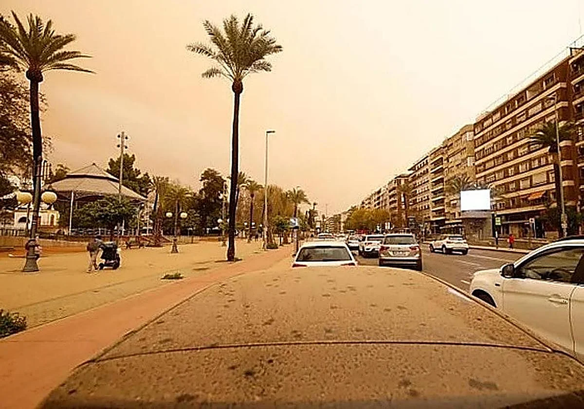 Spain's weather agency warns of Sahara dust 'calima' and 30C temperatures: here's where it's going to be hottest
