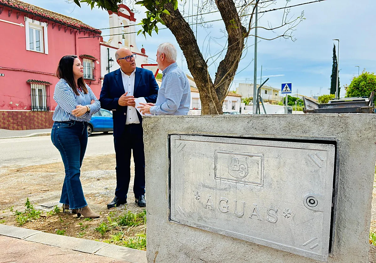 Vélez-Málaga integra El Trapiche en la red de agua tras cinco décadas de reivindicaciones vecinales