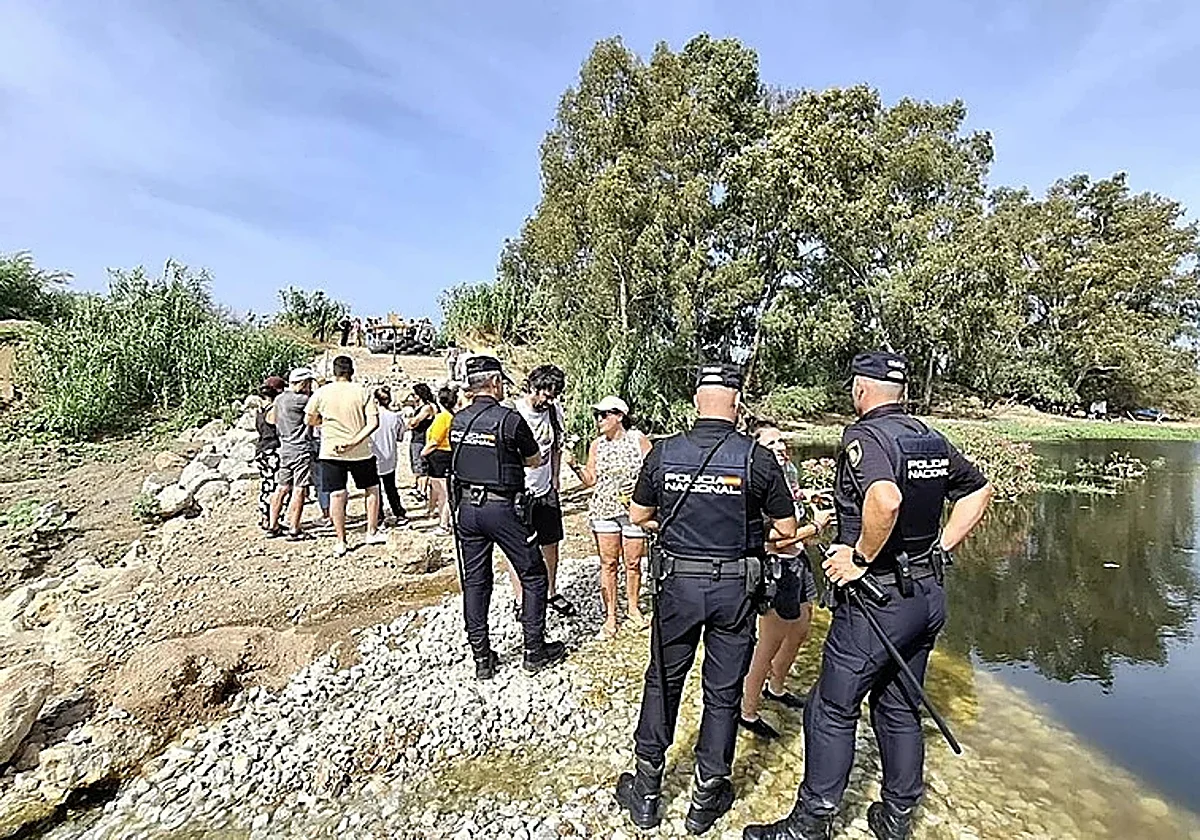 El PSOE pide frenar la depuradora de Vega Mestanza y la Ciudad Aeroportuaria