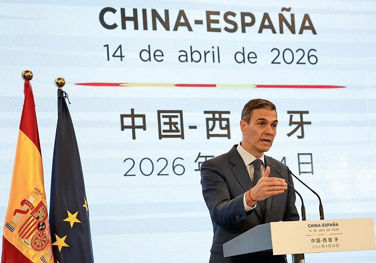 El CIS dispara al PSOE casi 13 por encima del PP