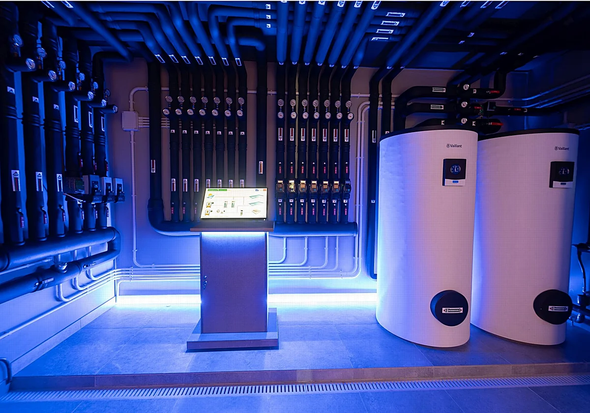 La empresa de Marbella pionera en aplicar tecnología avanzada al sector de la vivienda cumple 45 años