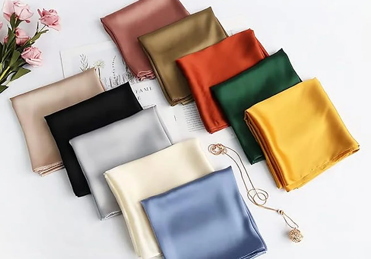 Los mejores pañuelos de seda para tus looks de entretiempo