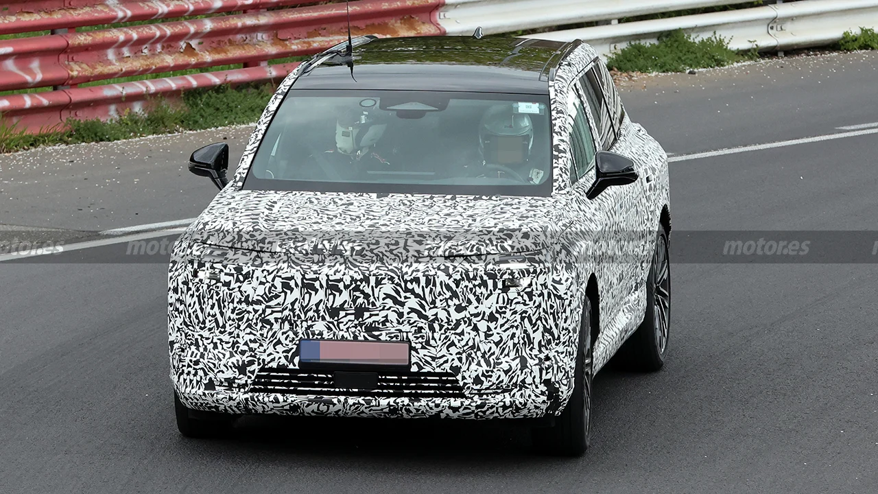 El nuevo Lexus TZ asoma en estas fotos espía, habrá “un RZ grande” con 7 plazas y mucho lujo