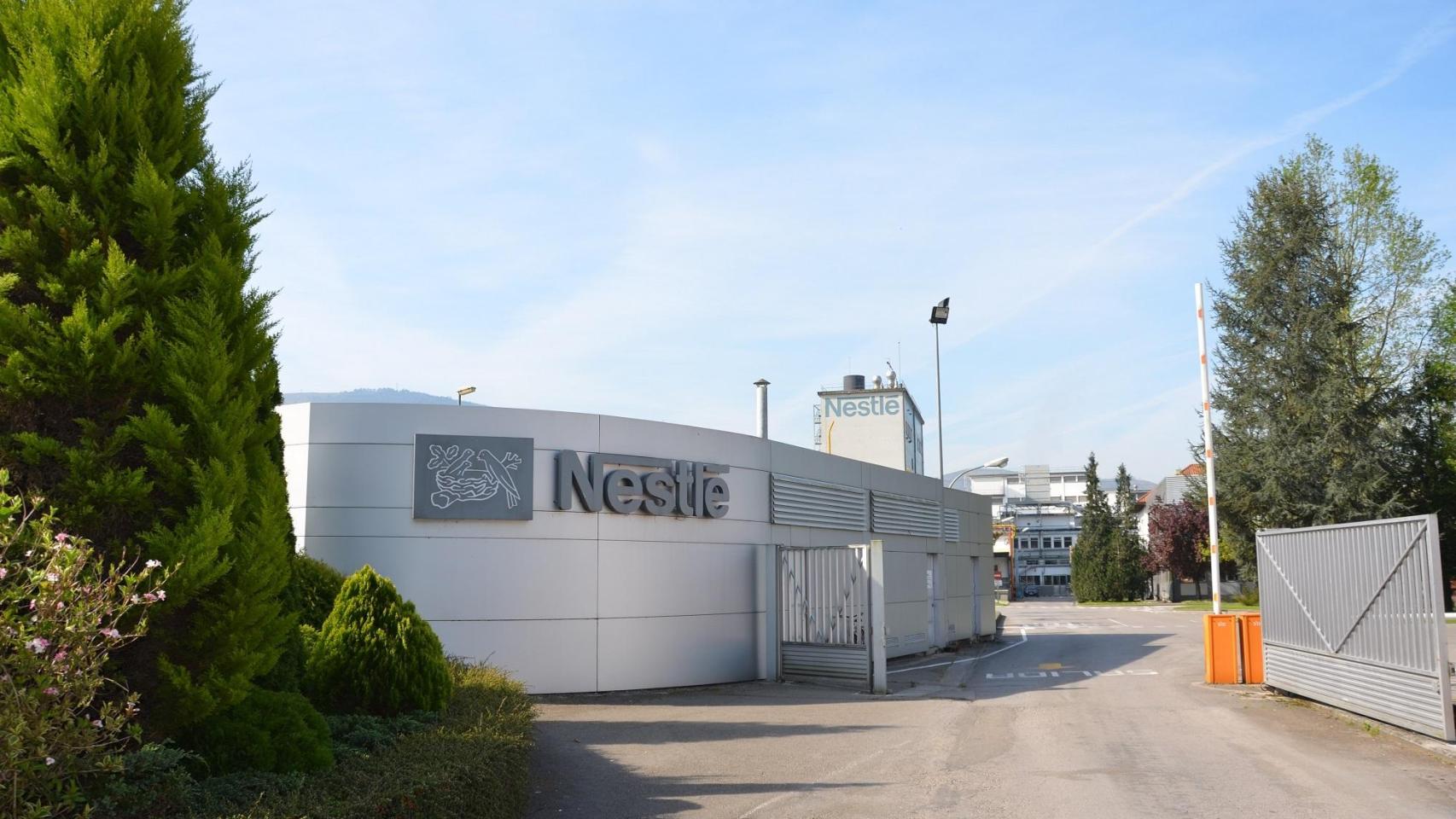Nestlé anuncia un ERE para un máximo de 301 trabajadores en España por el avance de la marca blanca