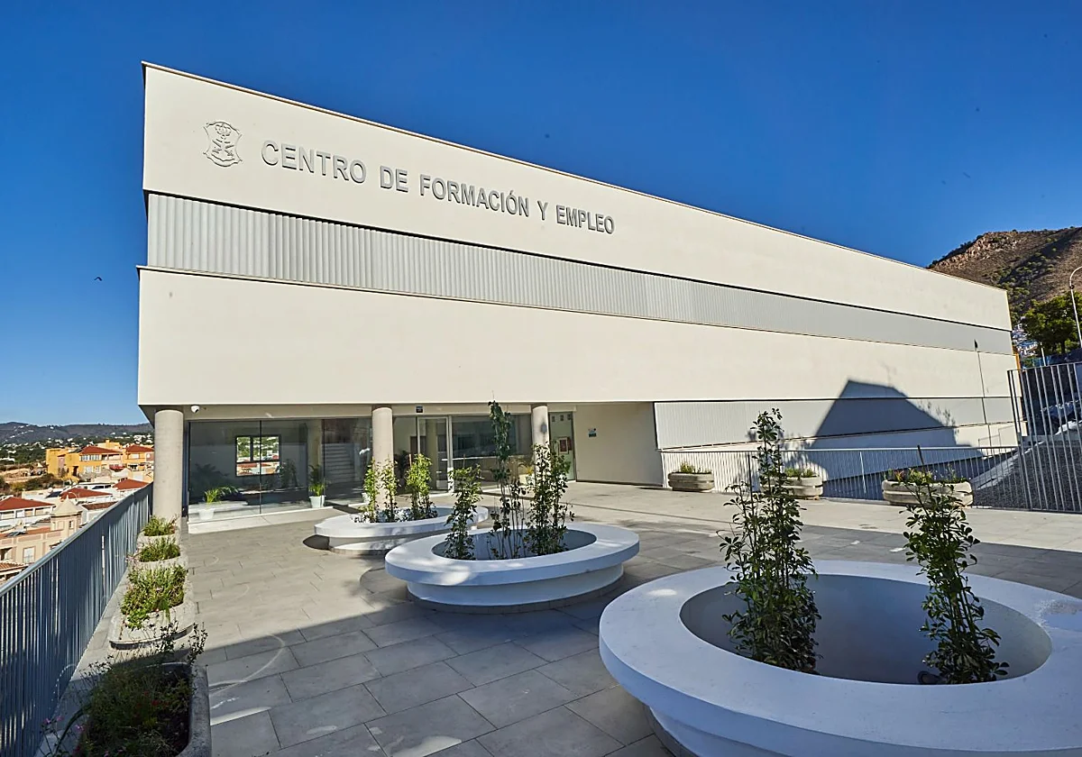 Nerja solicita a la Junta volver a acoger el equipo de orientación educativa tras su traslado a Torrox en 2020