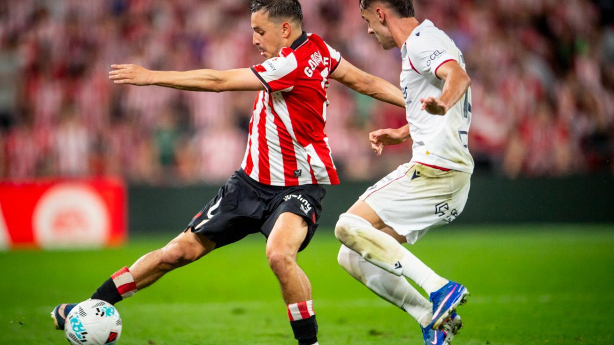 Gorosabel levanta la mano para cerrar temporada como titular en el Athletic