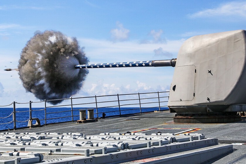 Si la pregunta es por qué EEUU atacó un barco iraní con un arma inédita en 40 años, ahora sabemos la respuesta: tenía un "regalo de China"