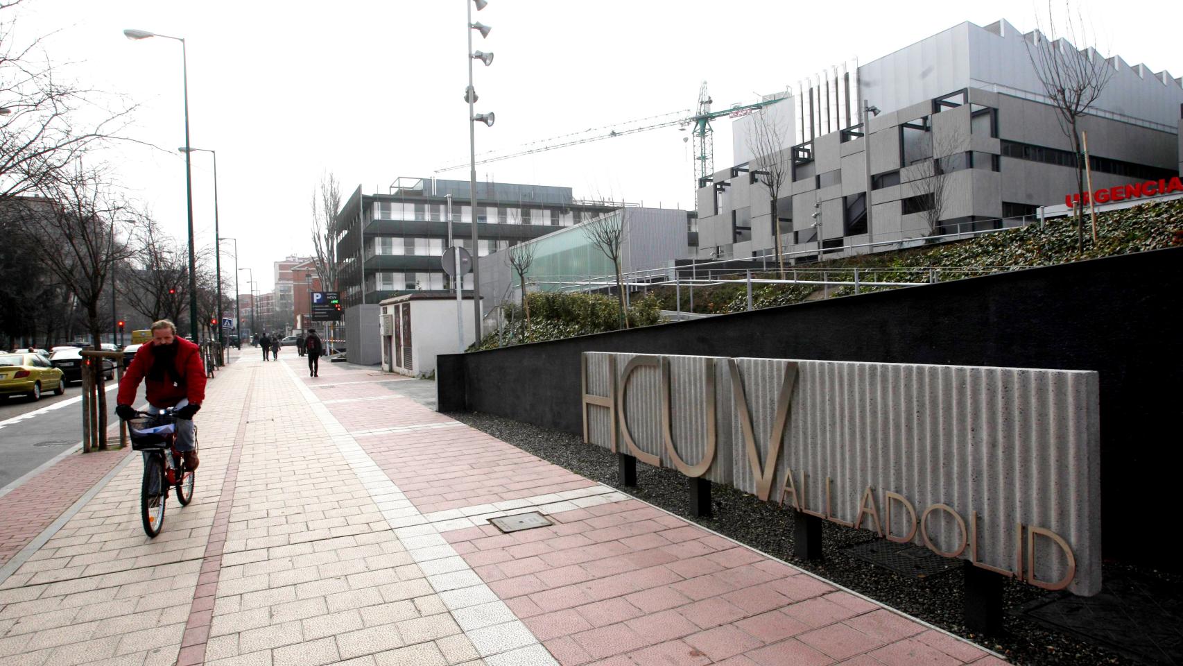 Procesan a un médico acusado de agredir sexualmente a varias personas en hospitales de Valladolid y Burgos