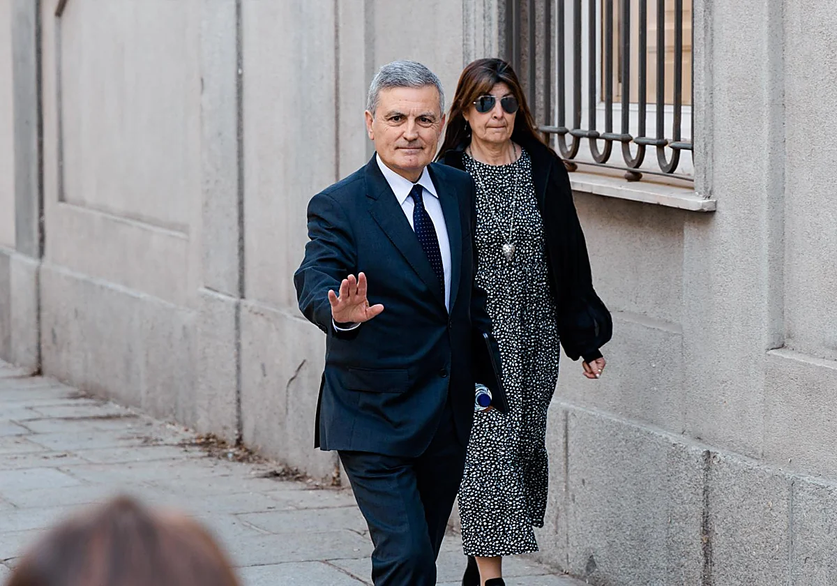 El exsecretario de Infraestructuras admite en el Supremo que Ábalos le convocó para hablar con Hidalgo sobre el rescate de Air Europa