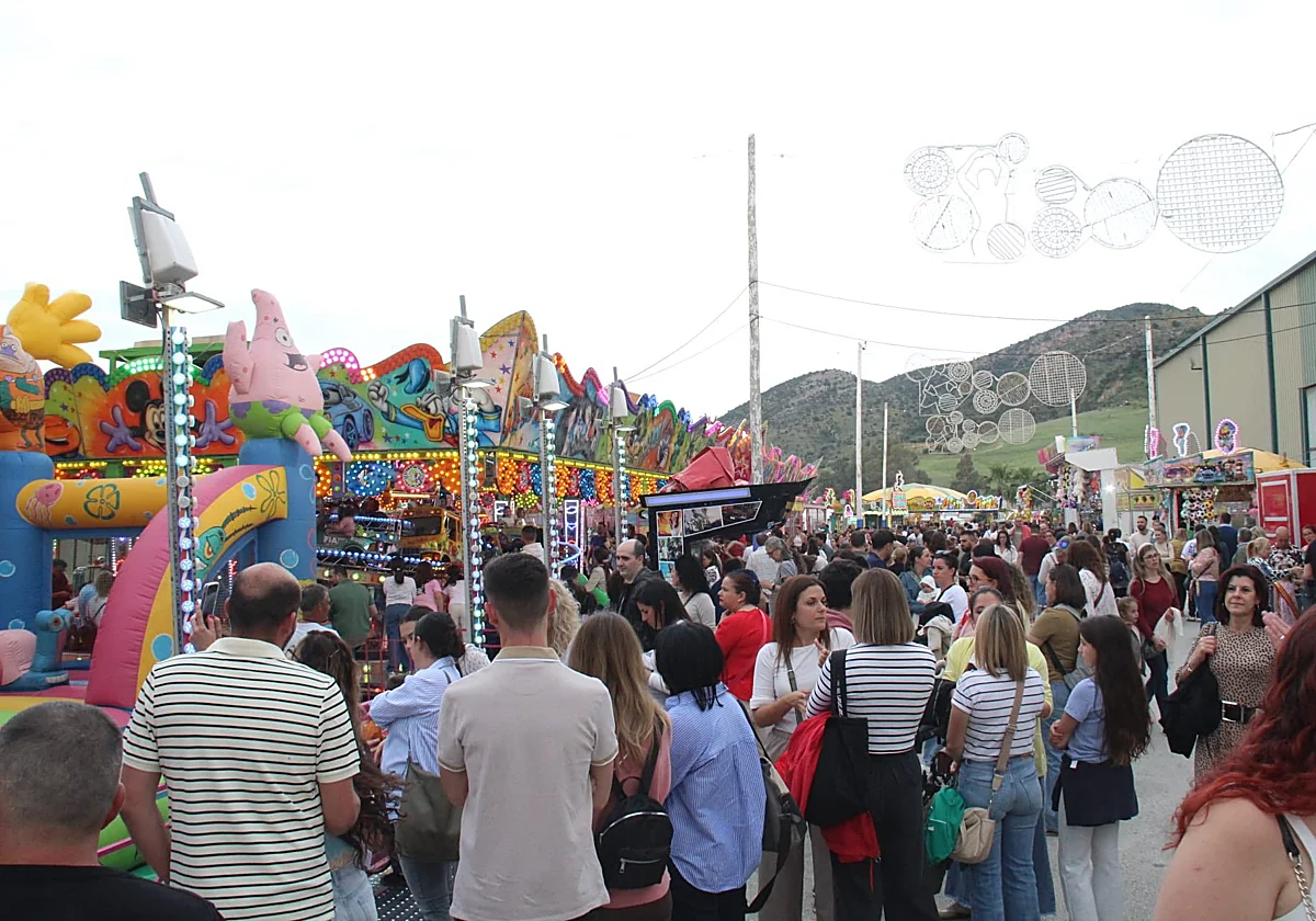 Cártama arranca su semana grande: bajada de la Virgen, Feria de Ganado y concierto de Efecto Pasillo