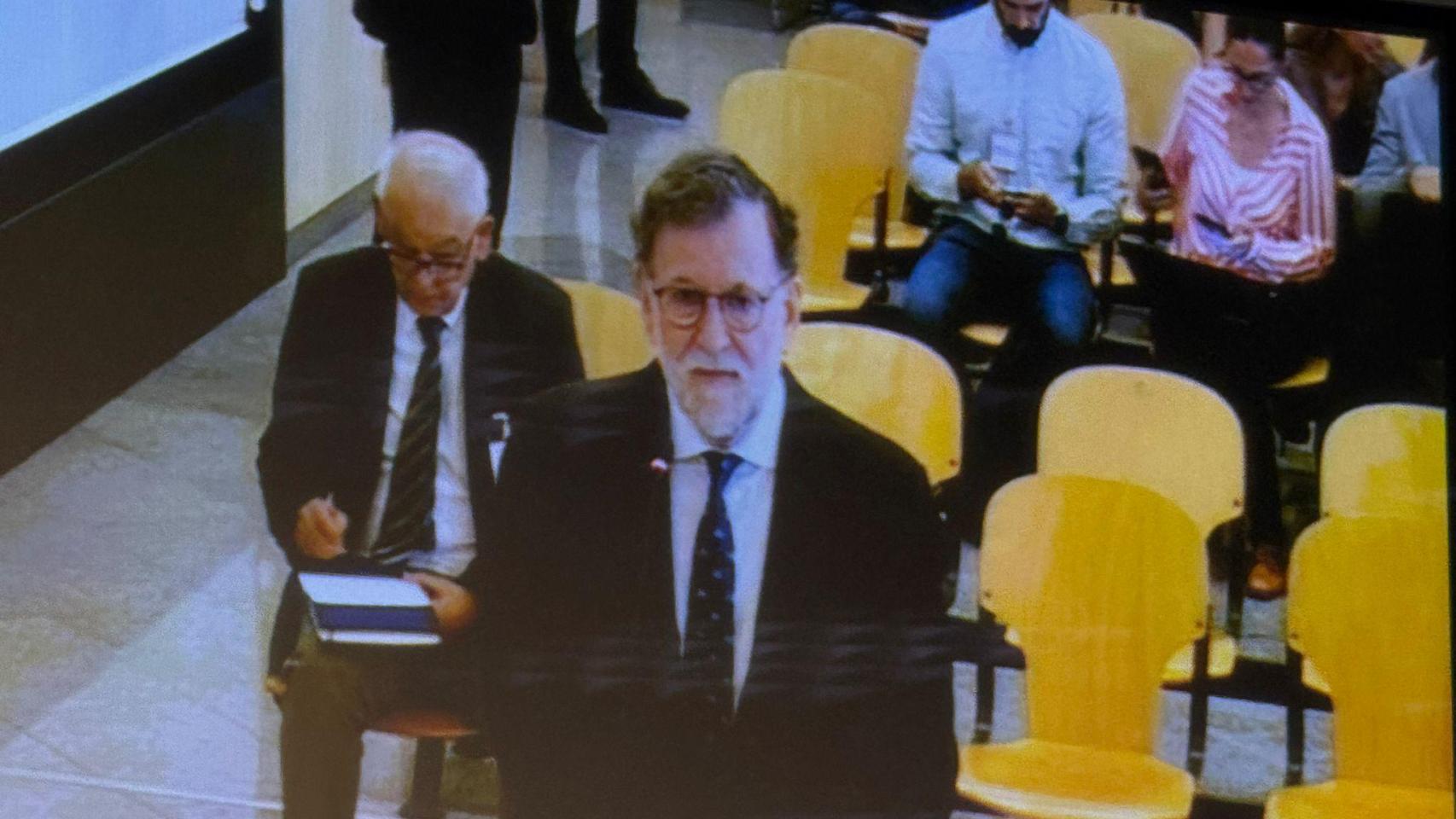 Juicio del 'caso Ábalos' y de la 'operación Kitchen', en directo | Rajoy y Cospedal ya están en la Audiencia Nacional para declarar como testigos