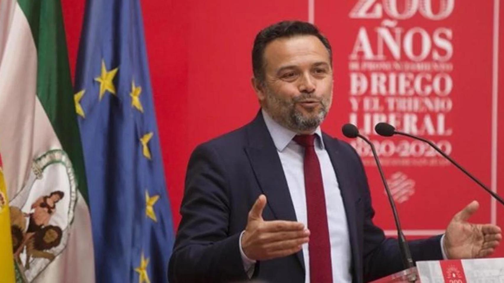 María Jesús Montero mantiene como diputado provincial a un condenado por acoso laboral pese a que la avisaron en julio