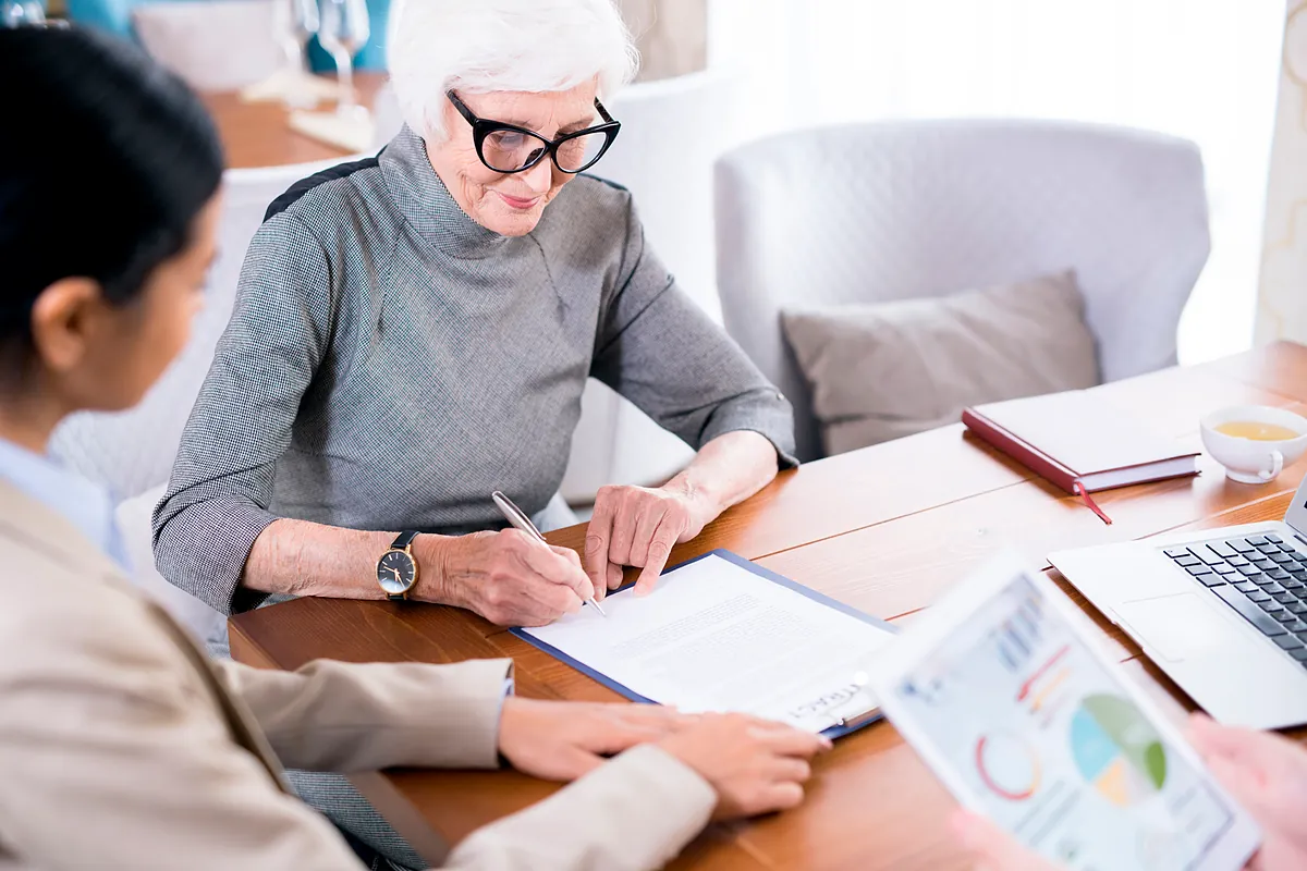 Guía fiscal del IRPF: ¿Qué debe tributar si ha transmitido parte de su patrimonio?