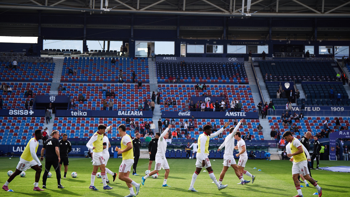 El Sevilla repite once por segunda vez en la temporada