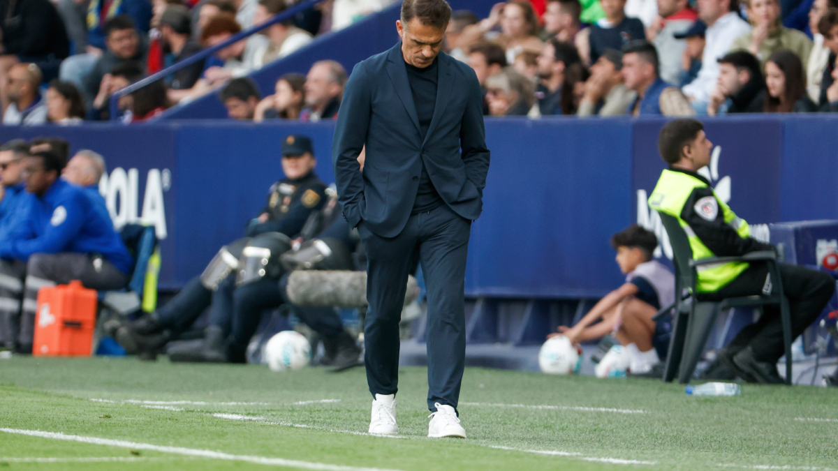 García Plaza: "Es lo peor que hemos hecho desde que estoy en el Sevilla"