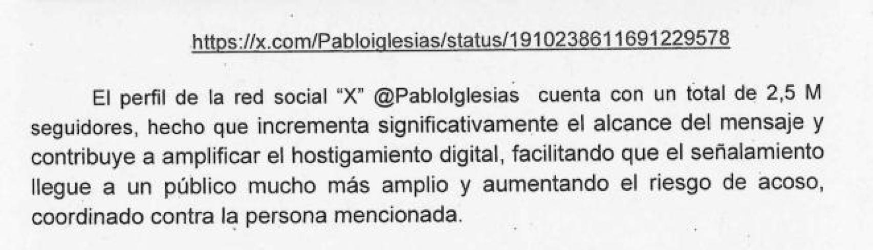 La Policía señala a Pablo Iglesias por azuzar el "hostigamiento" en Twitter contra un abogado al que tildó de "ultraderechista"