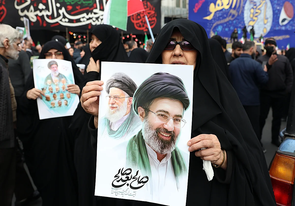 Israel espera la «luz verde» de EE UU para matar a Jamenei y «devolver Irán a la Edad de Piedra»