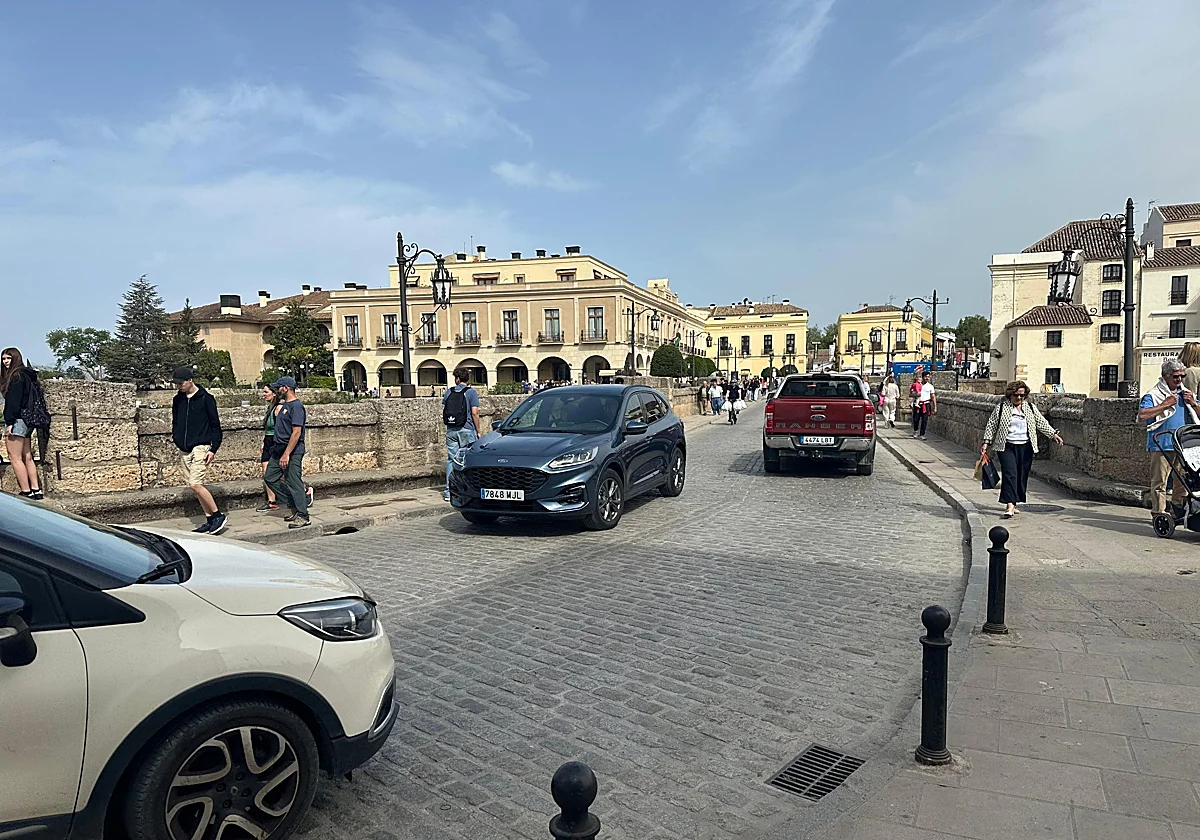 Ronda tramita casi 50.000 multas por el acceso al Puente Nuevo en cinco meses, con más de 38.000 aún sin cobrar