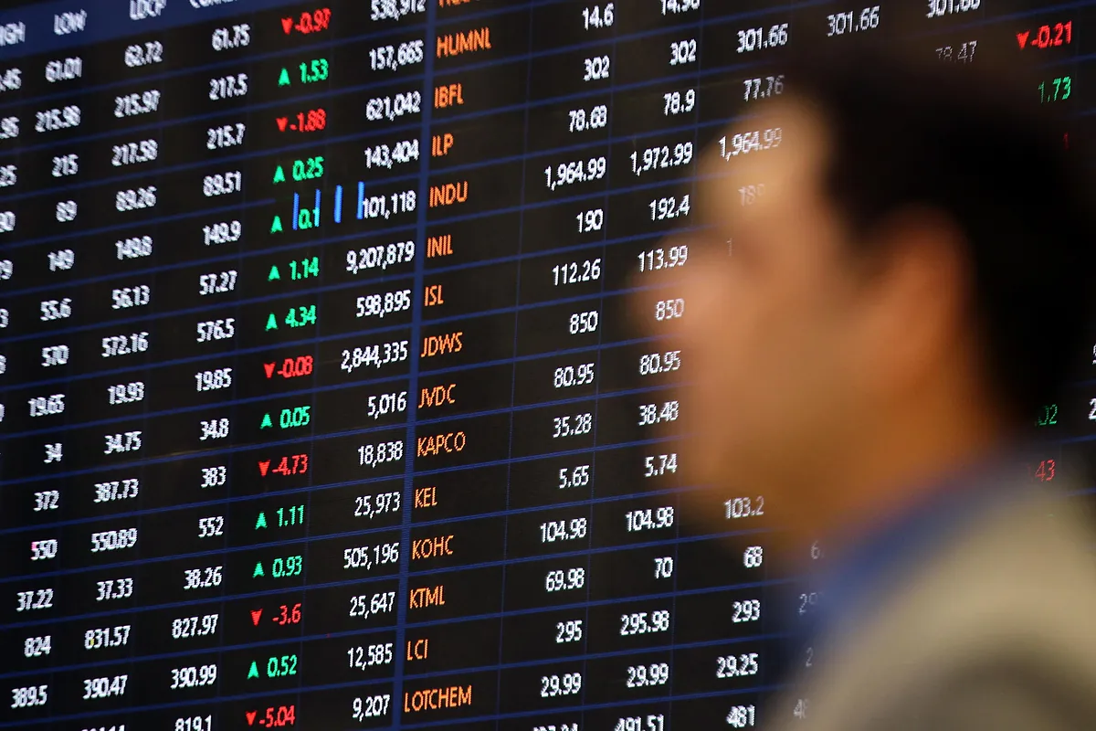 Cinco ideas para invertir a contracorriente del mercado en 2026