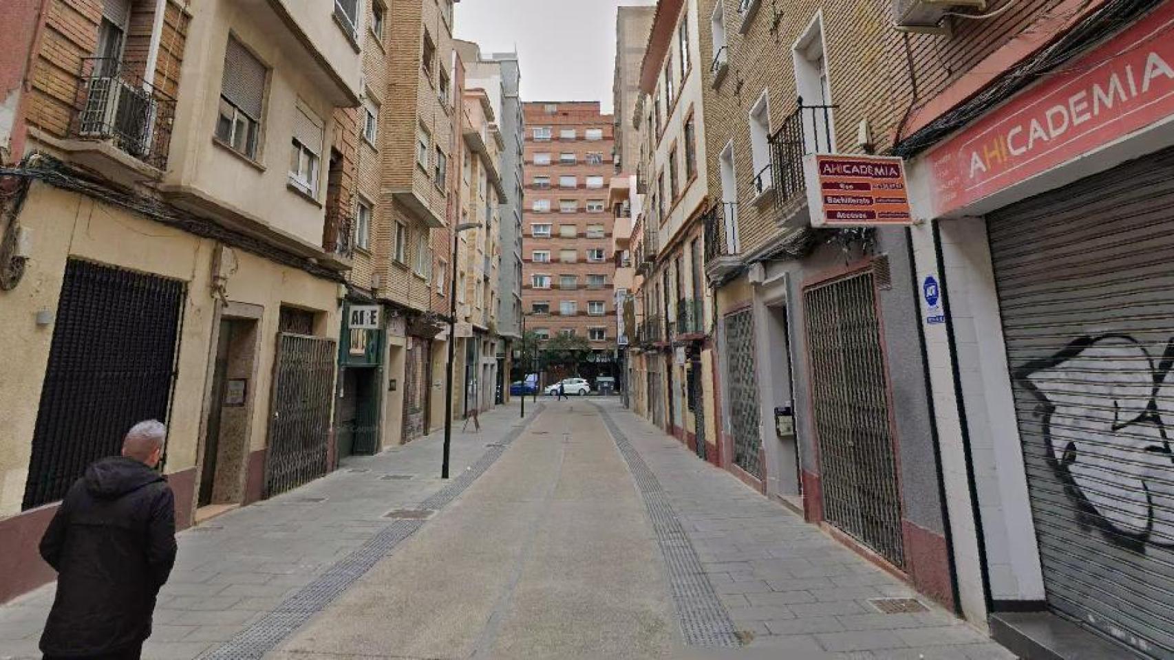 Detenido un hombre por atacar a su pareja con un arma blanca en Zaragoza: la víctima ha sido hospitalizada de urgencia