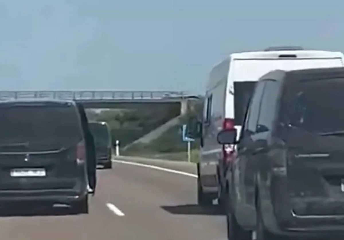 Detenido un seguidor de la Real Sociedad relacionado con el acoso en carretera a una furgoneta del Atlético