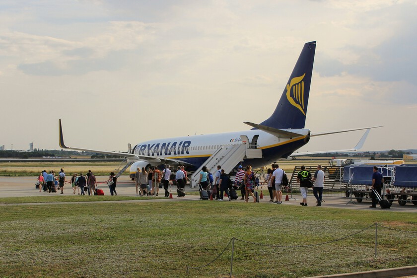 El nuevo sistema de fronteras de la UE está dejando gente sin vuelo. Ryanair tiene solución: cerrar la facturación antes