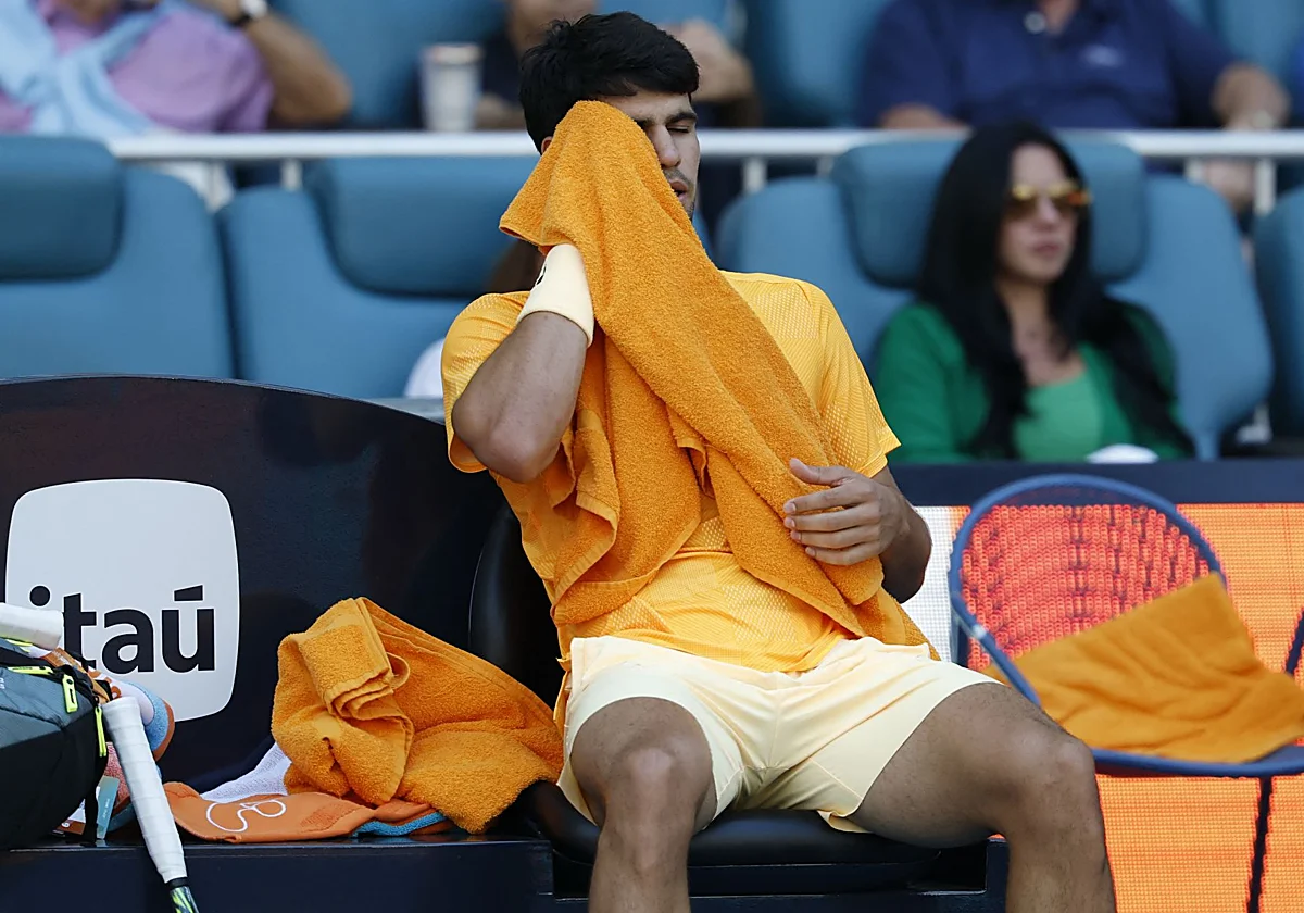 Alcaraz no estará en Roland Garros