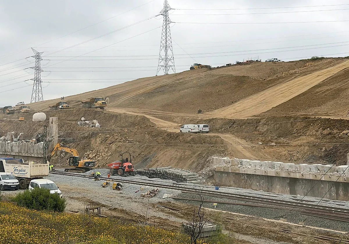 Las frecuencias bajarán hasta un 40% con la reapertura parcial de la alta velocidad en Málaga