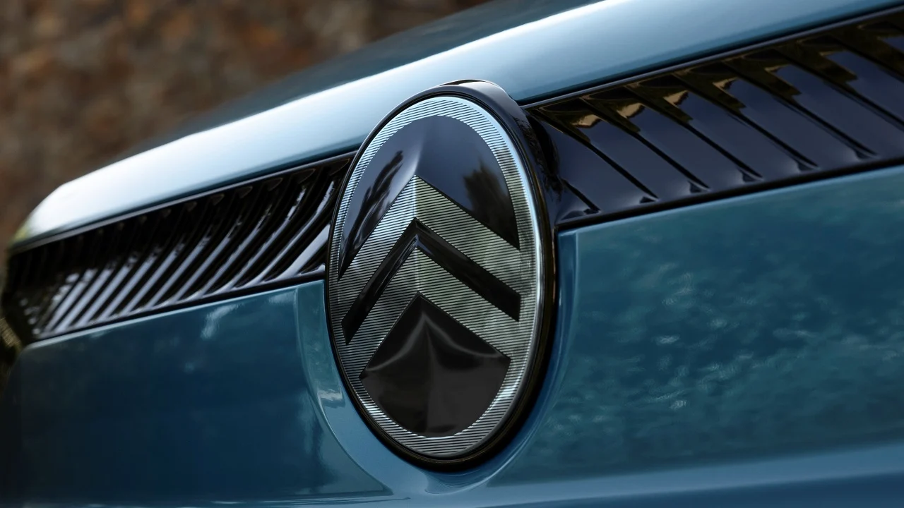 Stellantis no se conforma con la decisión de la UE: "Las propuestas no responden a los problemas que afectan a la industria"