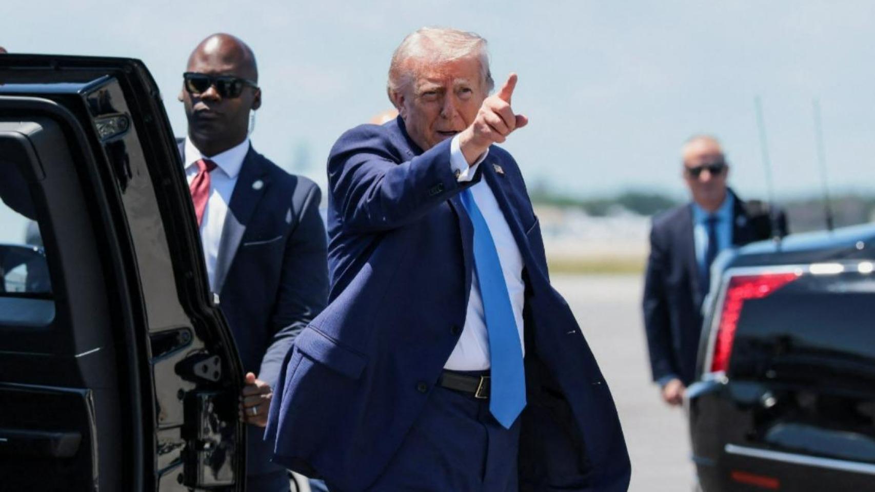 Trump aborta el viaje de sus enviados a Pakistán: dice que en Irán no manda nadie y que él tiene todas las cartas