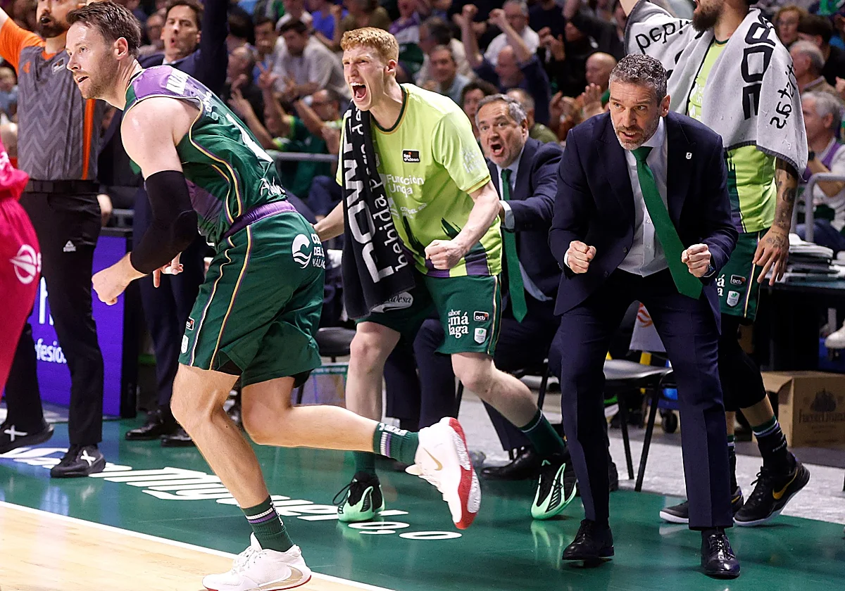 Alberto Díaz se entrena con el dedo roto y jugará ante el Gran Canaria ajeno al dolor