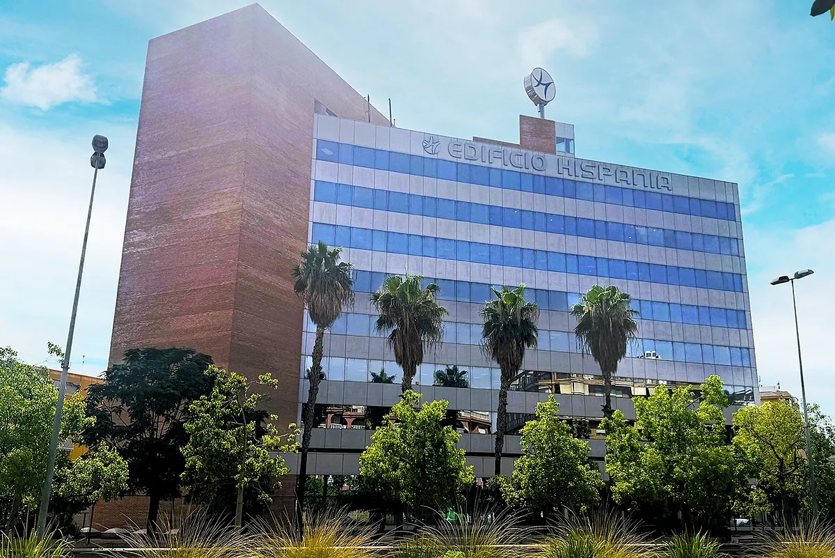 Port Hotels entra en el negocio de oficinas comprando el Edificio Hispania de Alicante