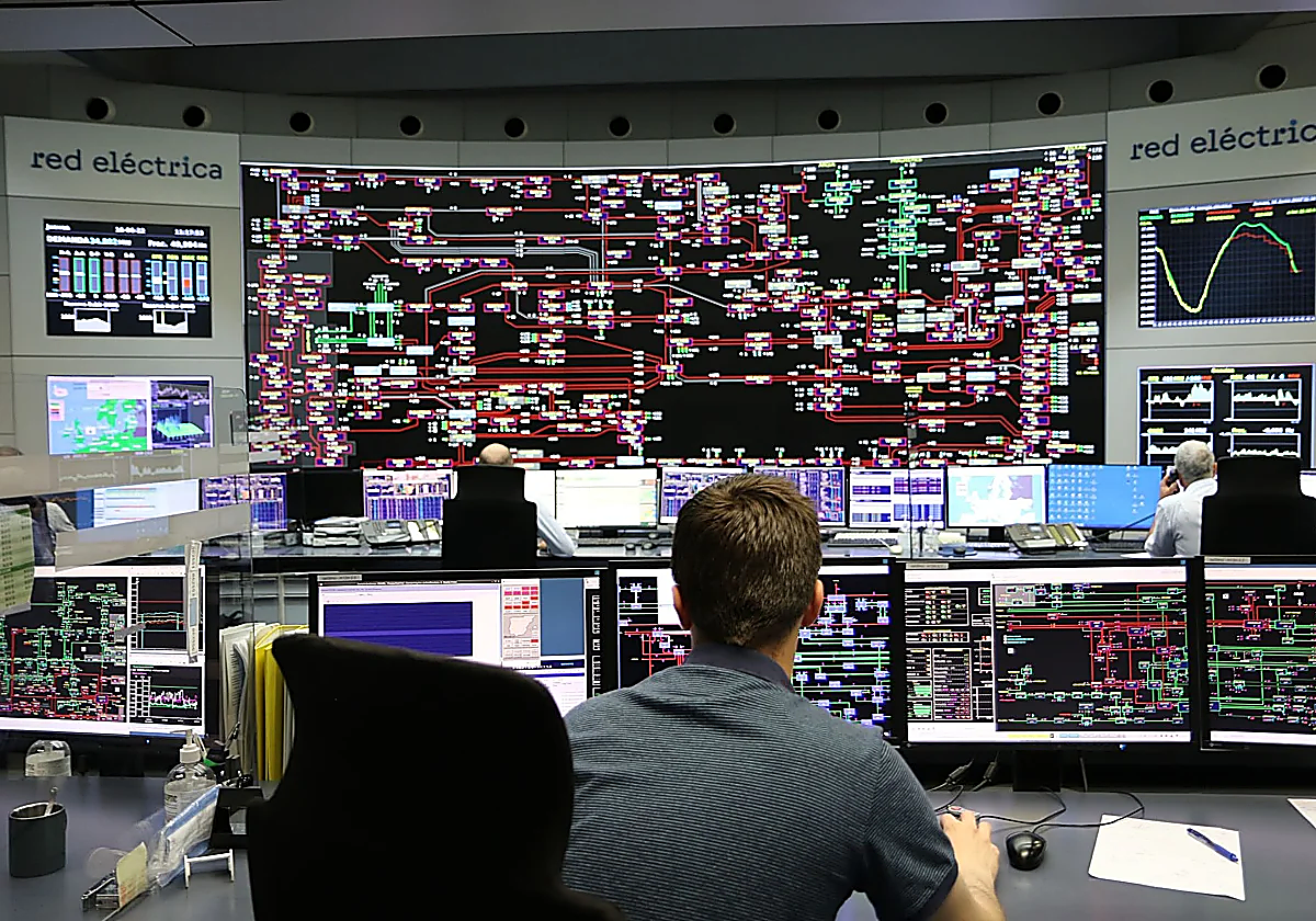 Spain's electricity sector reviews system's operating costs one year after blackout