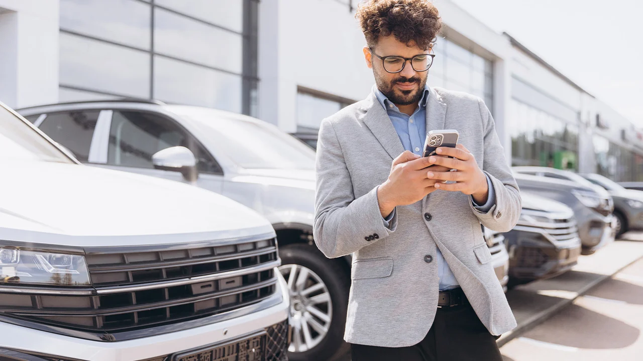 Si estás vendiendo tu coche, cuidado con esta estafa que ya está circulando en España