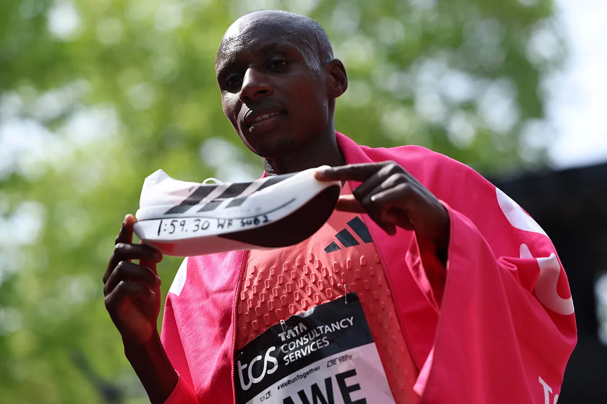 Adidas se impone en el maratón con sus "superzapatillas" de 97 gramos