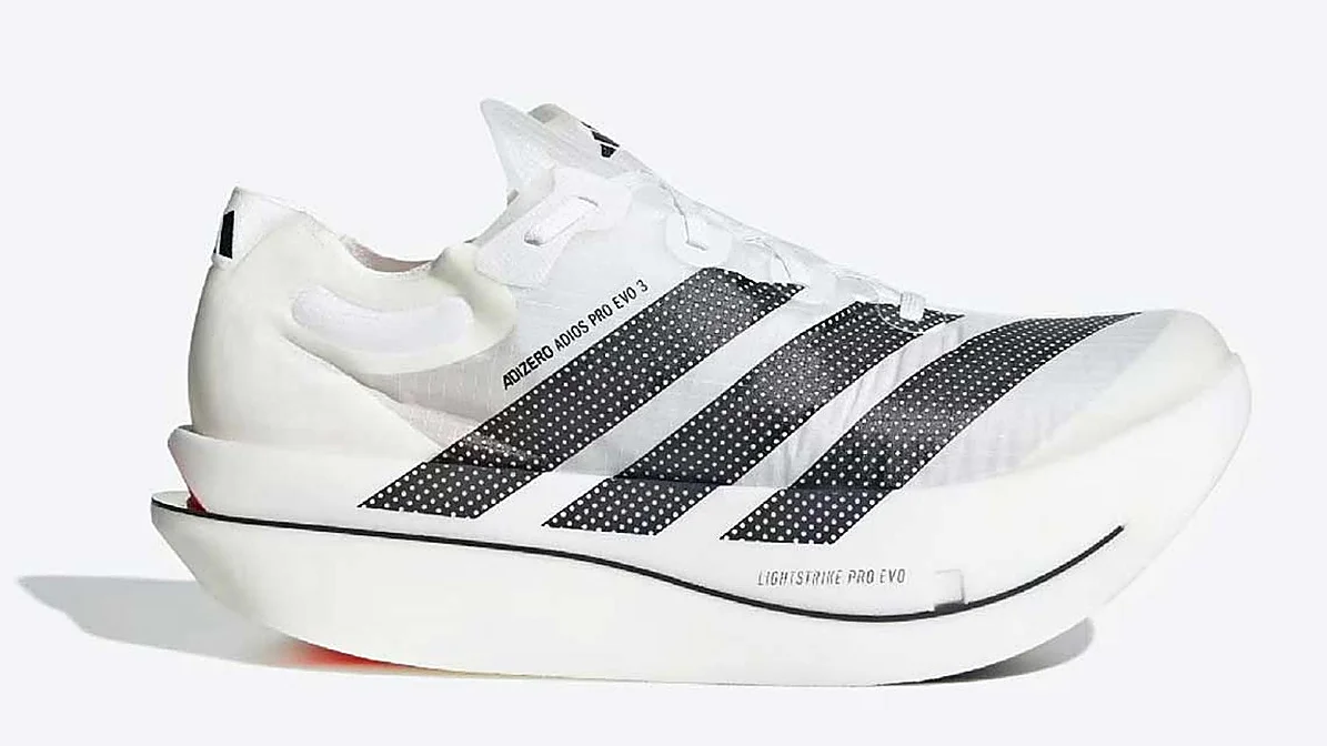 Pesan 98 gramos y cuestan 500€: el secreto tecnológico tras el maratón más rápido de la historia