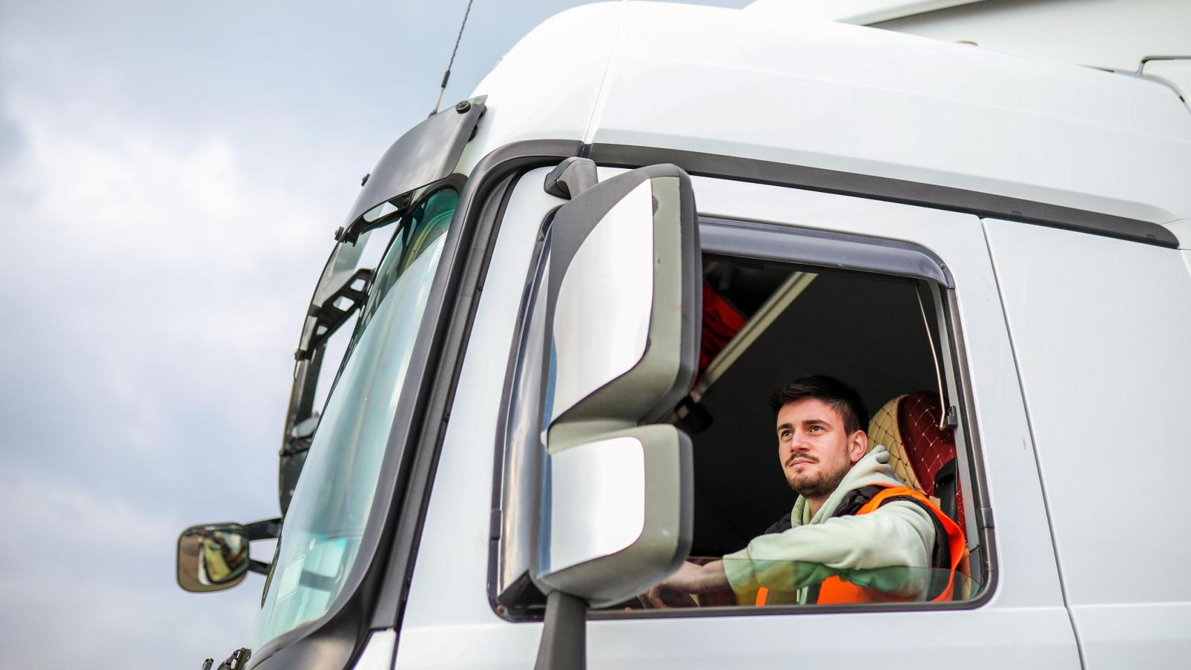 España necesita conductores profesionales: faltan más de 30.000 y pagan sueldos de hasta 29.000 euros al año