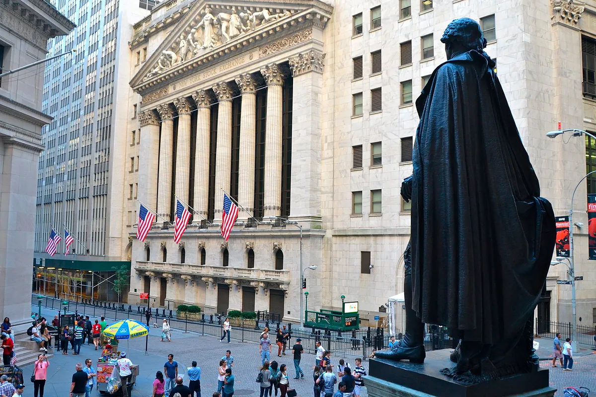 Wall Street impulsa la compra de deuda estadounidense y llega hasta su mayor nivel desde 2007