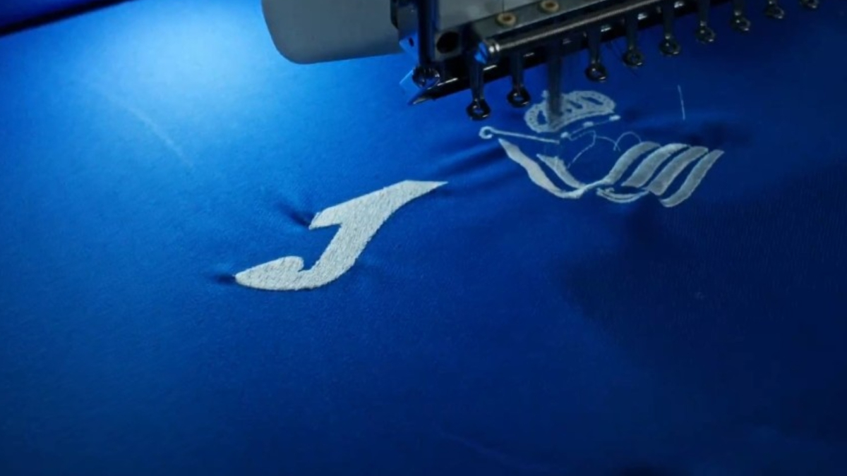 La Real dice adiós a Macron y vestirá Joma hasta 2031