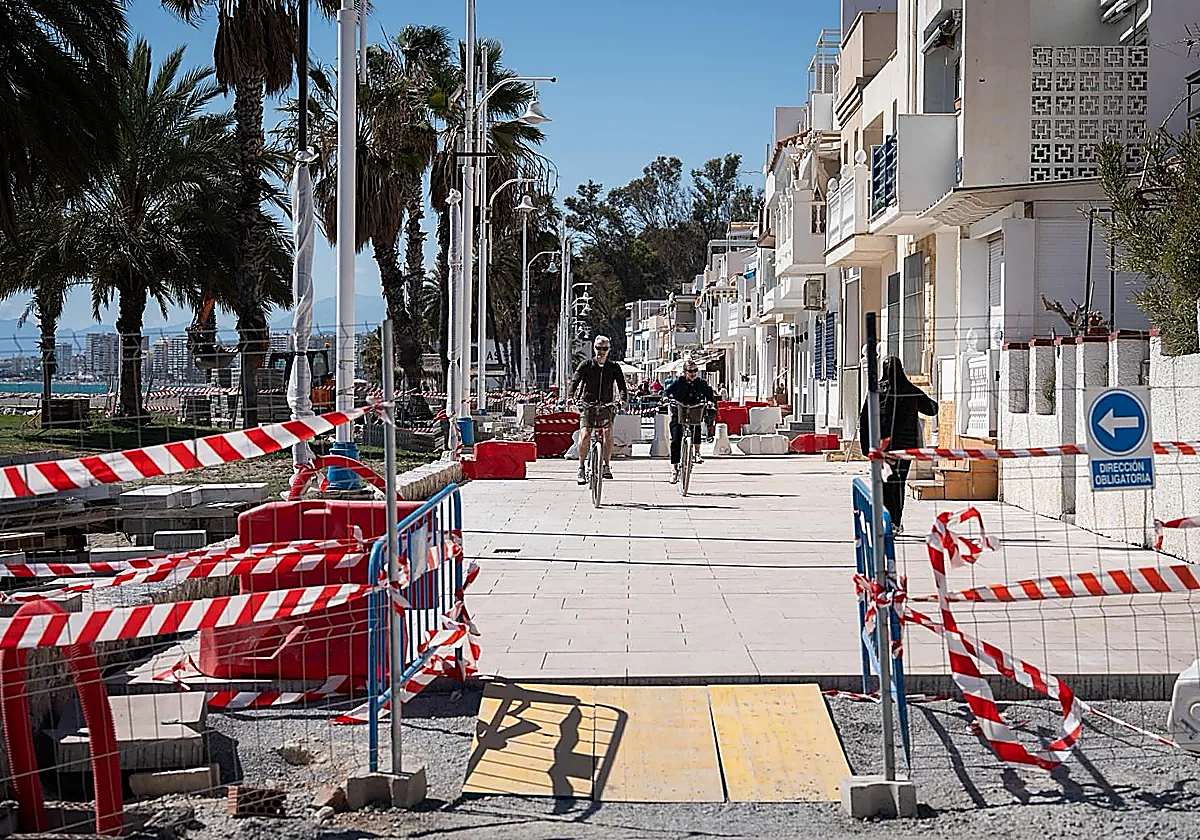 Malaga hospitality professionals fear work on Pedregalejo promenade will not finish before summer