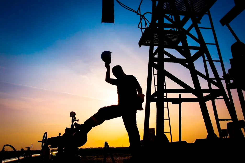 Emiratos Árabes Unidos anuncia su retirada de la OPEP por la crisis del estrecho de Ormuz