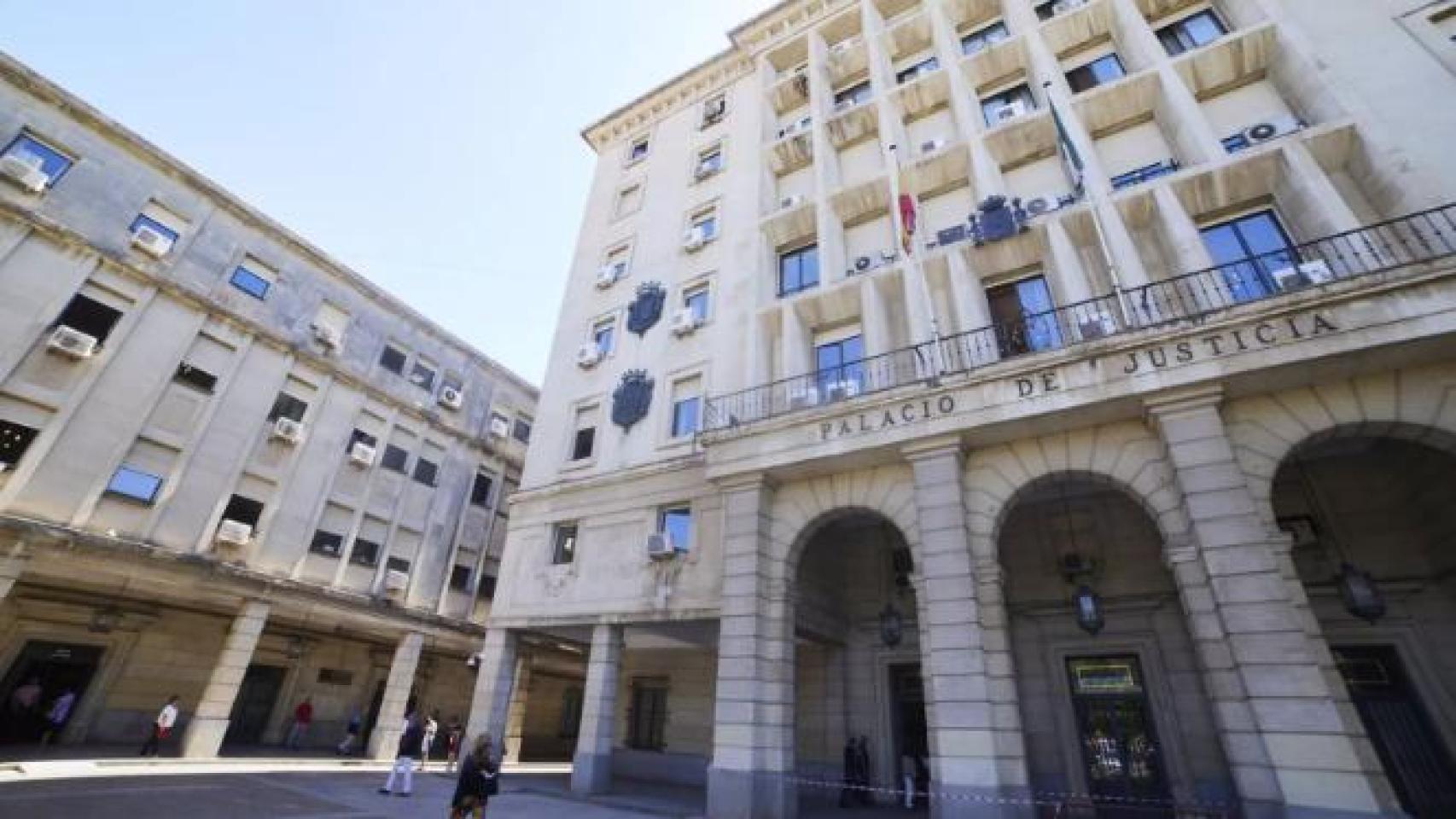 Condenan a una pareja por obligar a trabajar en el campo "sin sueldo" a un hombre con discapacidad en Sevilla