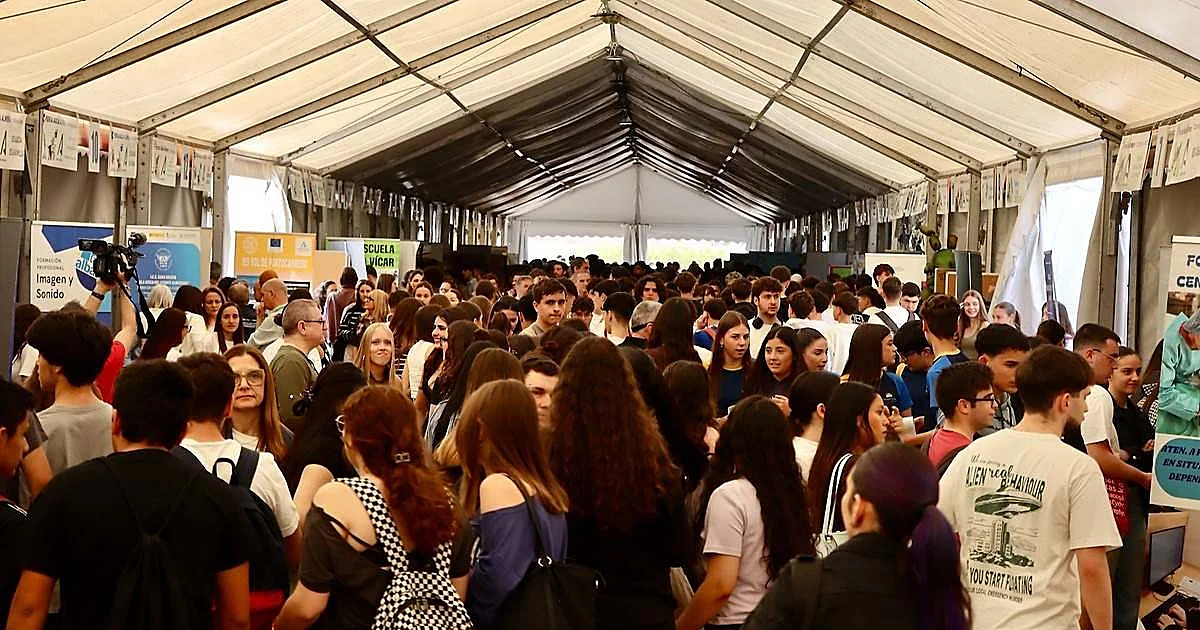 El 70% de los jóvenes andaluces cree que ningún político les representa