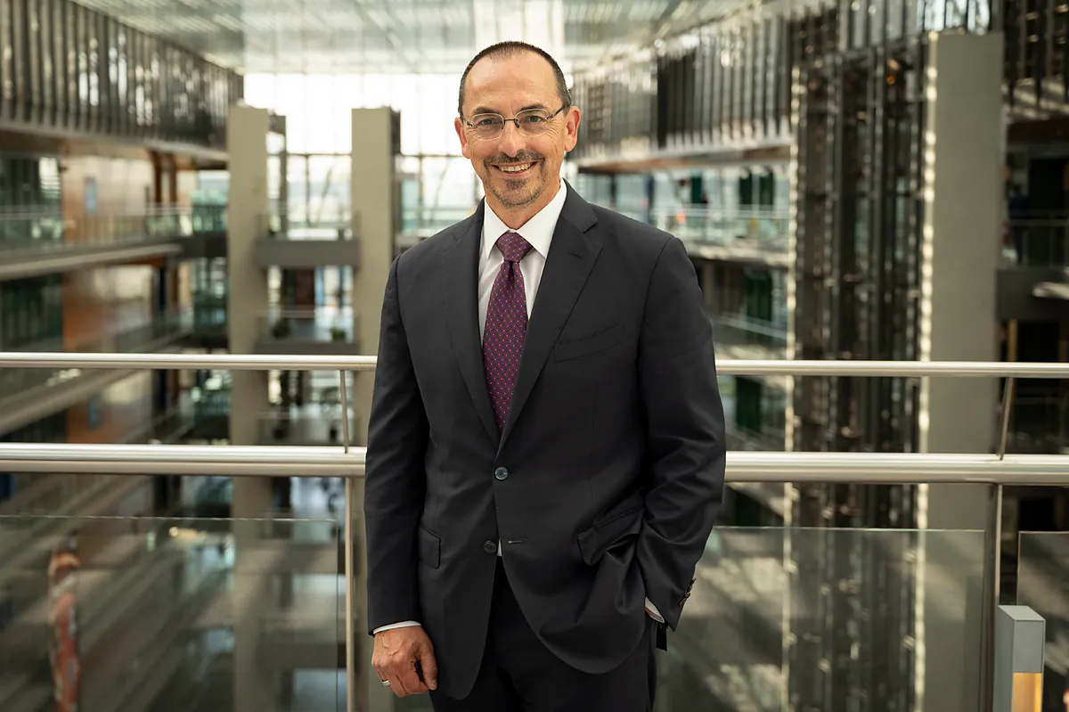 Armani toma el poder en Endesa y anticipa una reordenación histórica