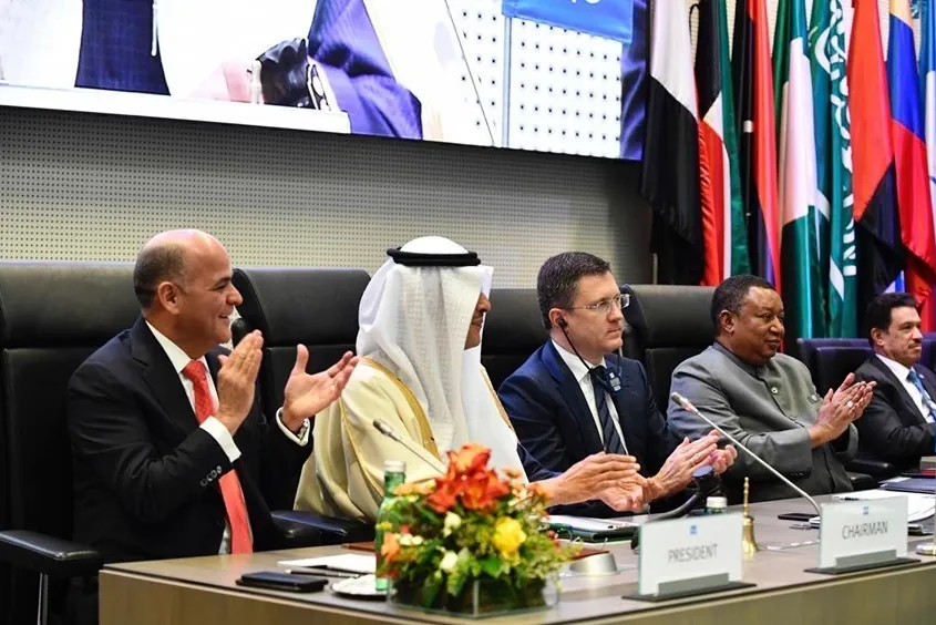 "El principio del fin de la OPEP": ¿podrá el cártel sobrevivir a la salida de Emiratos?