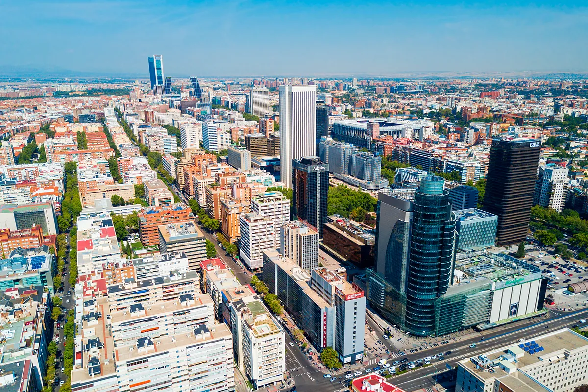 Banca y fondos se disputan la financiación de inmuebles