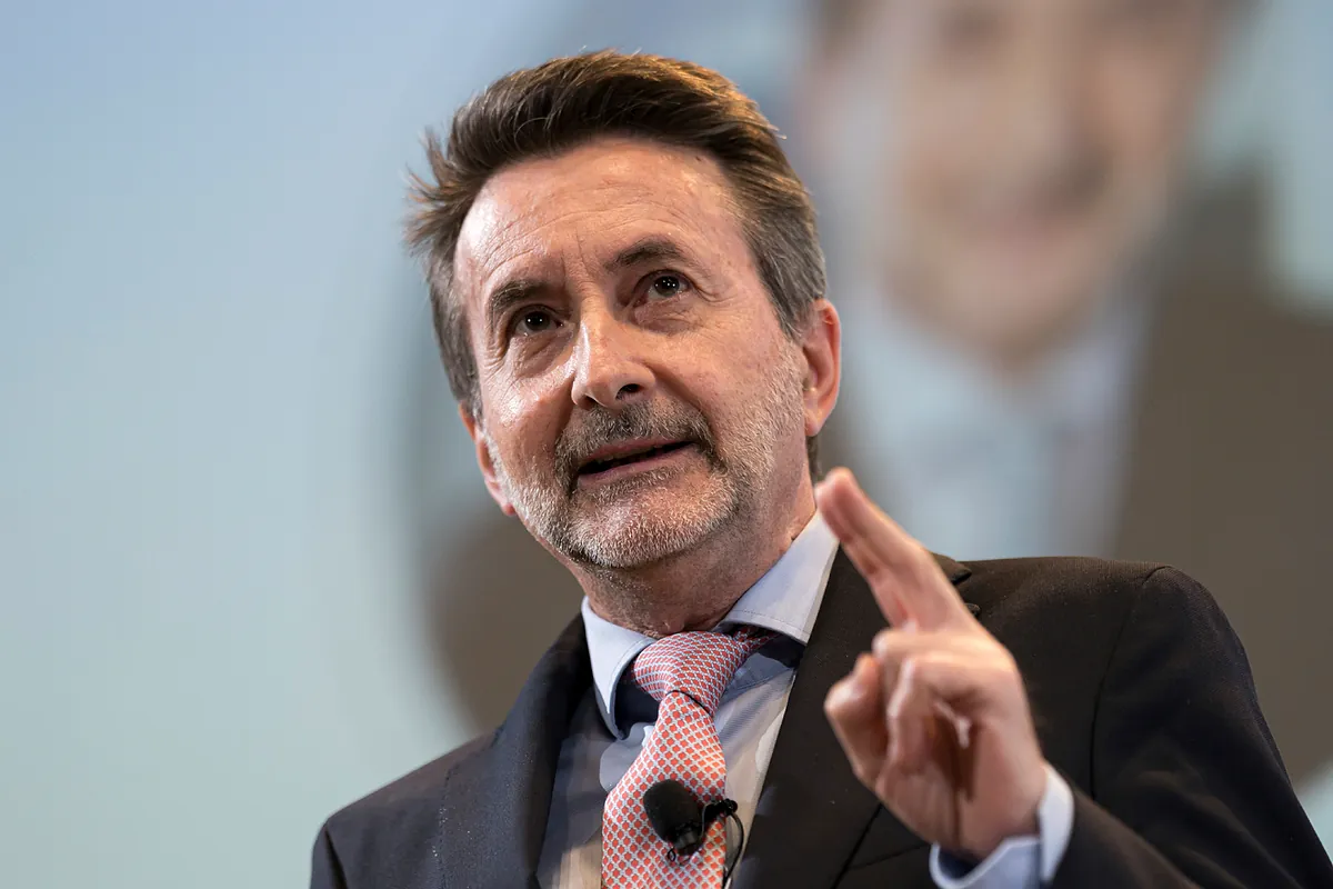 Repsol usa su histórico beneficio para hacer acopio de petróleo por 1.200 millones