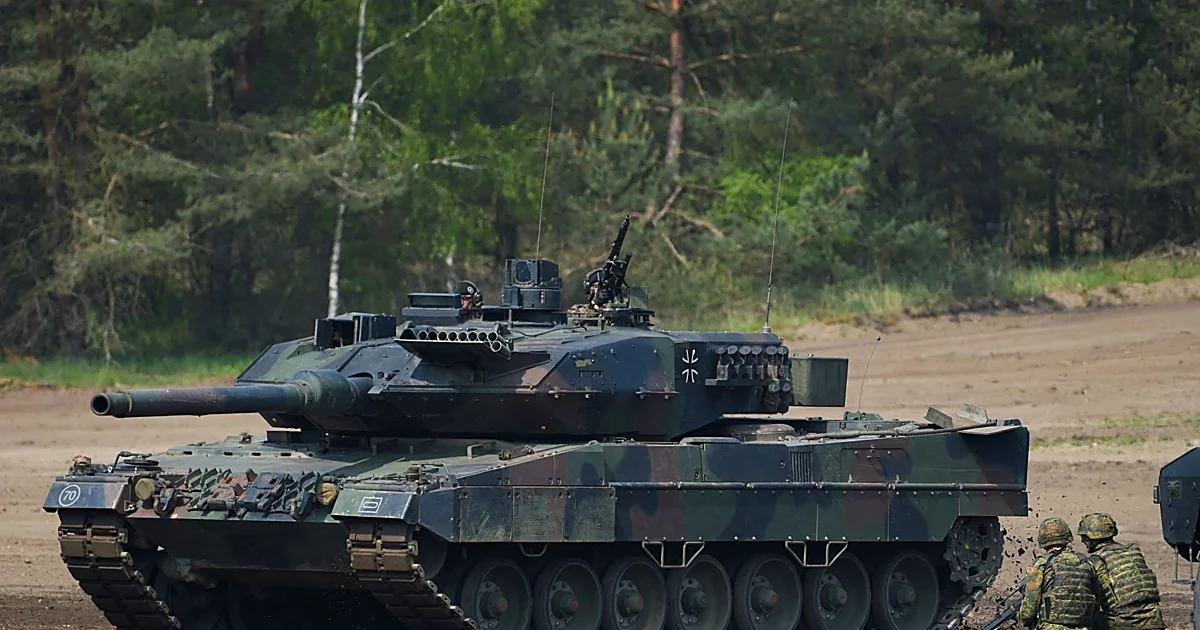 Trump estudia reducir sus tropas en Alemania tras las críticas de Merz por la guerra de Irán