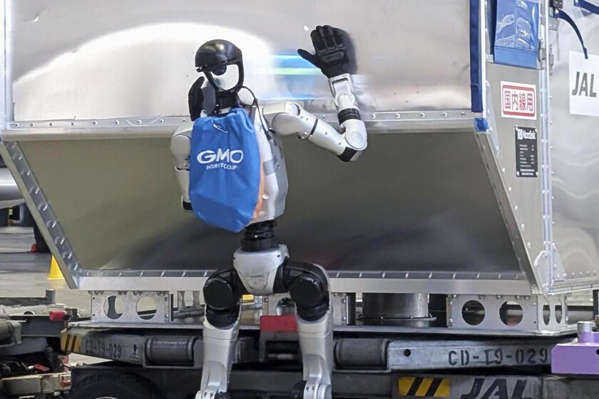 Japan Airlines tiene una solución ante la falta de personal en aeropuertos: que trabajen los robots humanoides